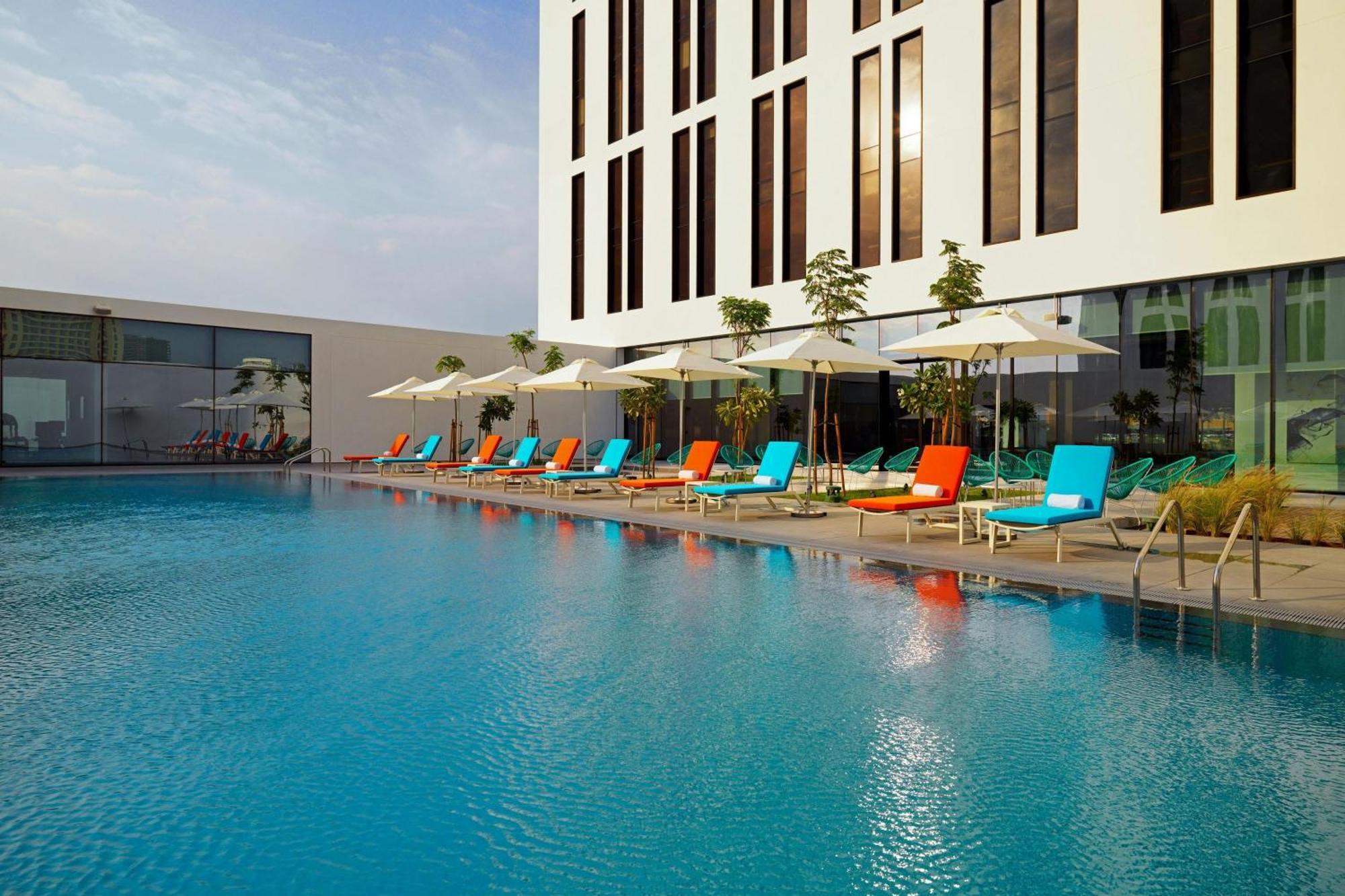 Hotel Aloft Me'Aisam, Dubái Exterior foto